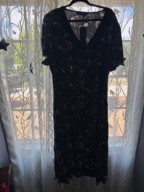 Disturbia Black Floral V-Neck Midi Dress